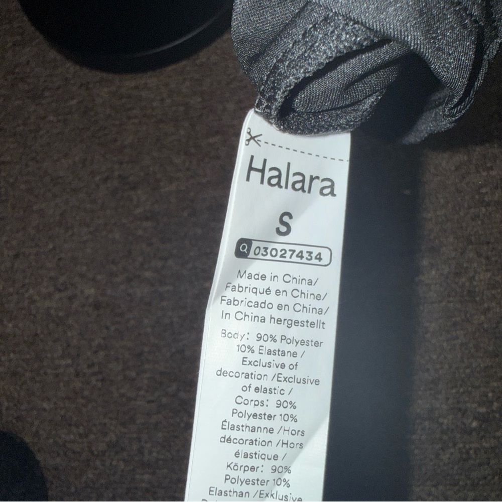 Halara Hooded Cowl Neck Long Sleeve Thumb Hole Yoga Sports Top with Pockets Sz S - Picture 6 of 9